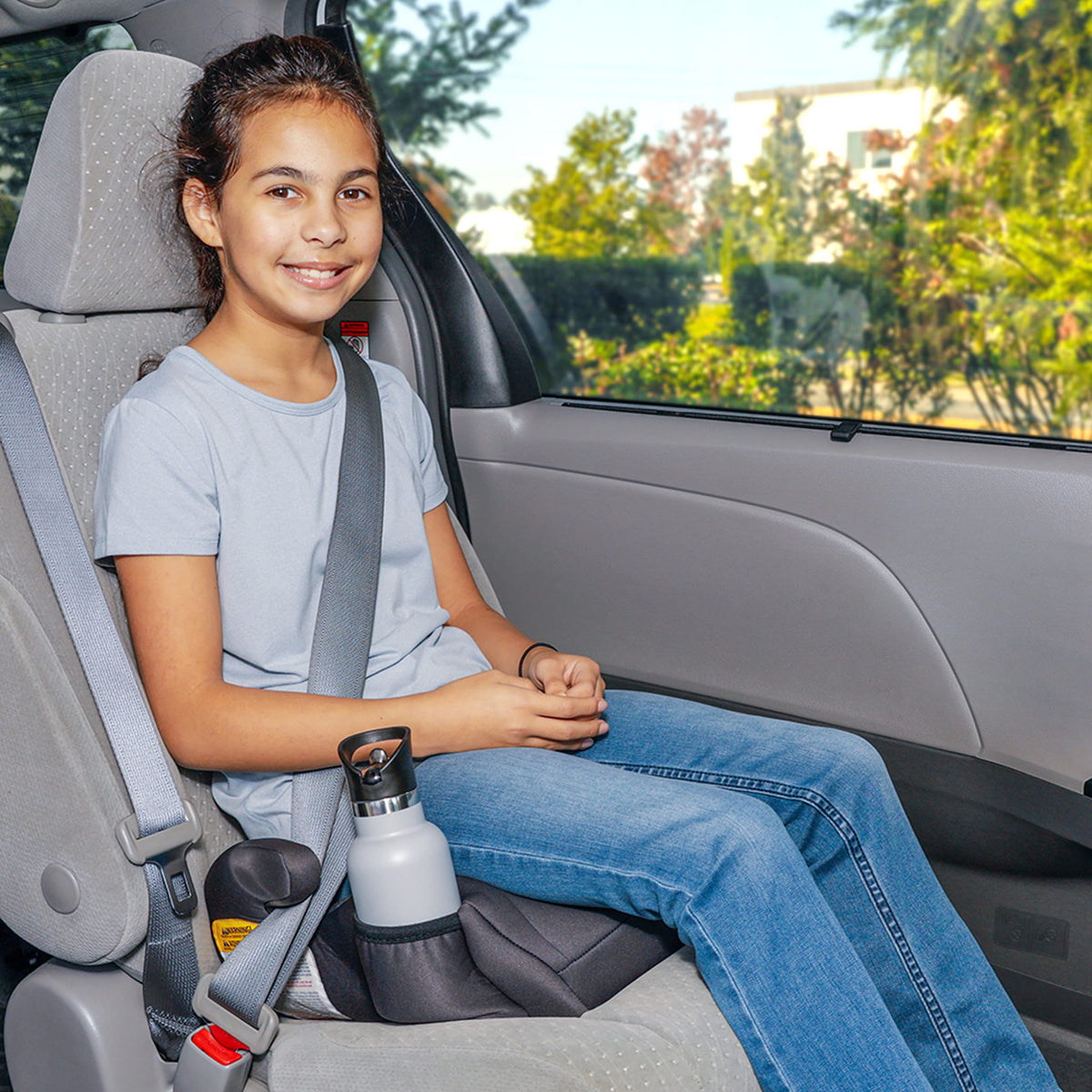 Convertible and Backless Booster Car Seats D5977