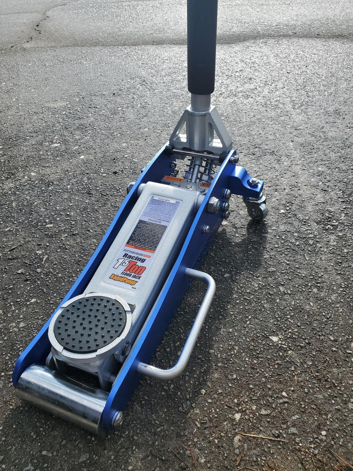 1.5 Ton Aluminum Low Profile Floor Jack C7144